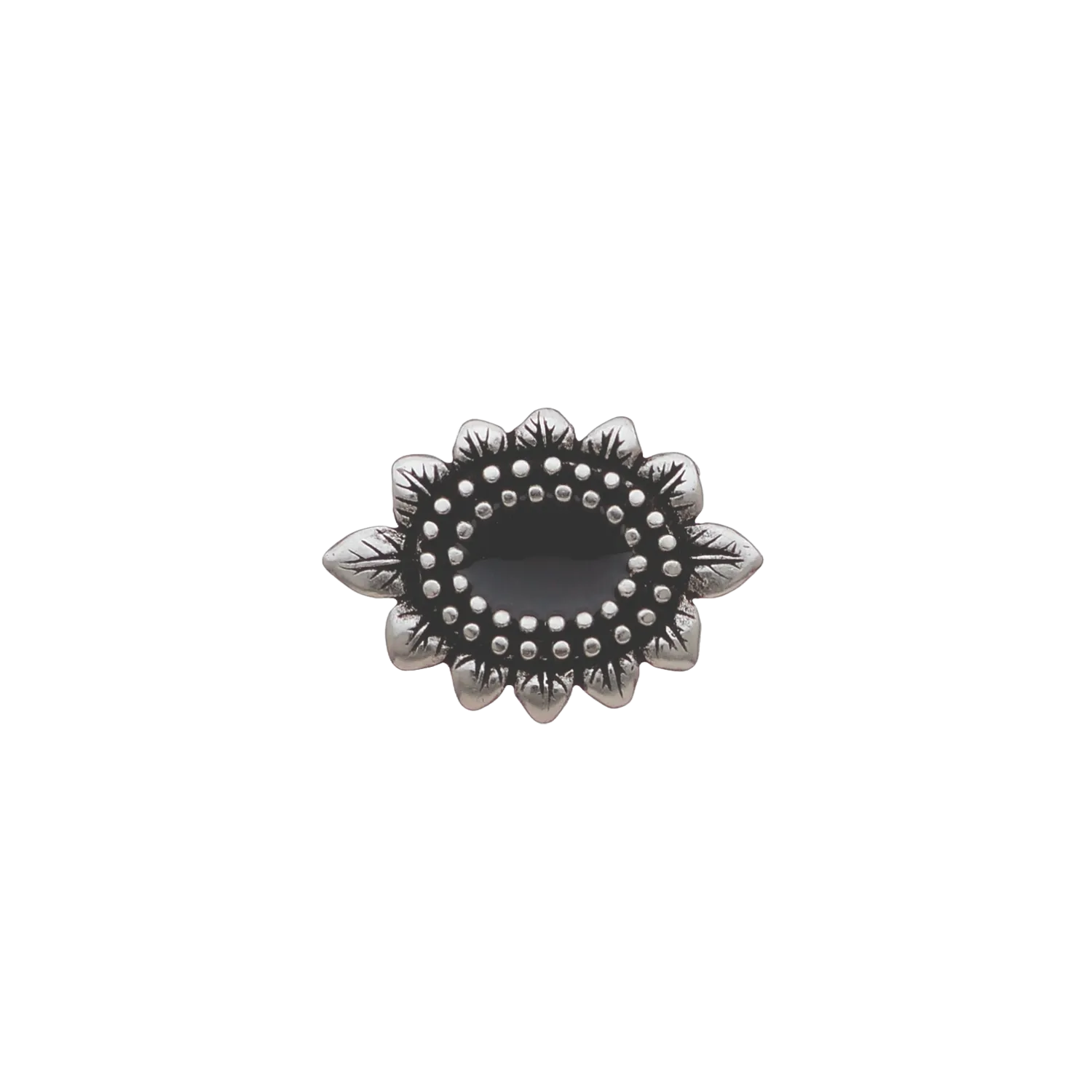 Decorative belt buckle in English Silver with black enamel.