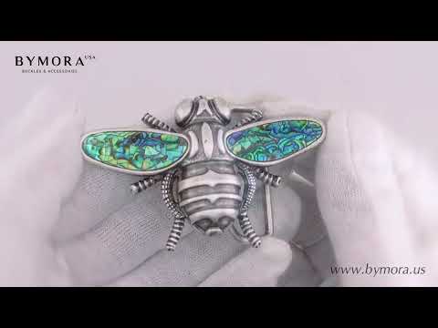 Load video: Bee Motif 40mm Belt Buckle – English Silver Finish + Paua Blue Mother of Pearl