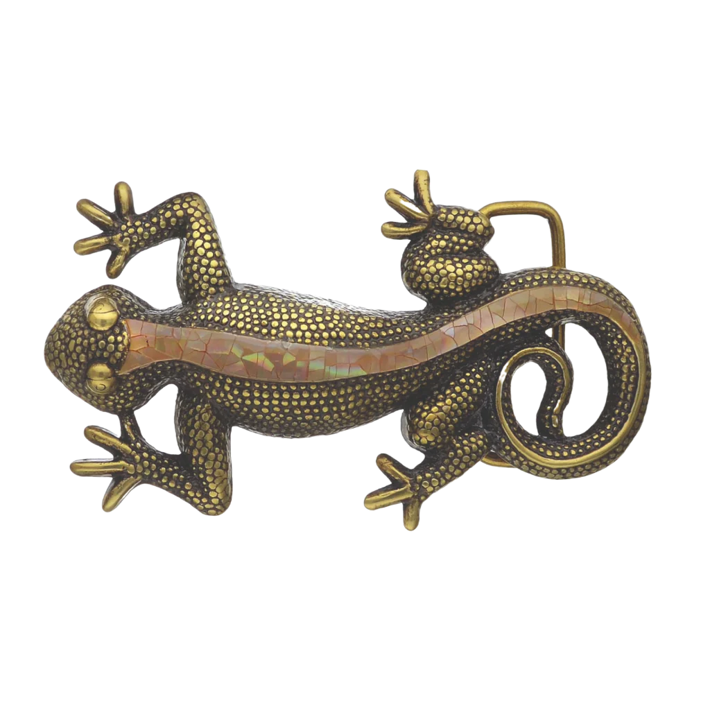 Brass-tone gecko belt buckle with a golden mother-of-pearl inlay, a unique Italian fashion accessory.