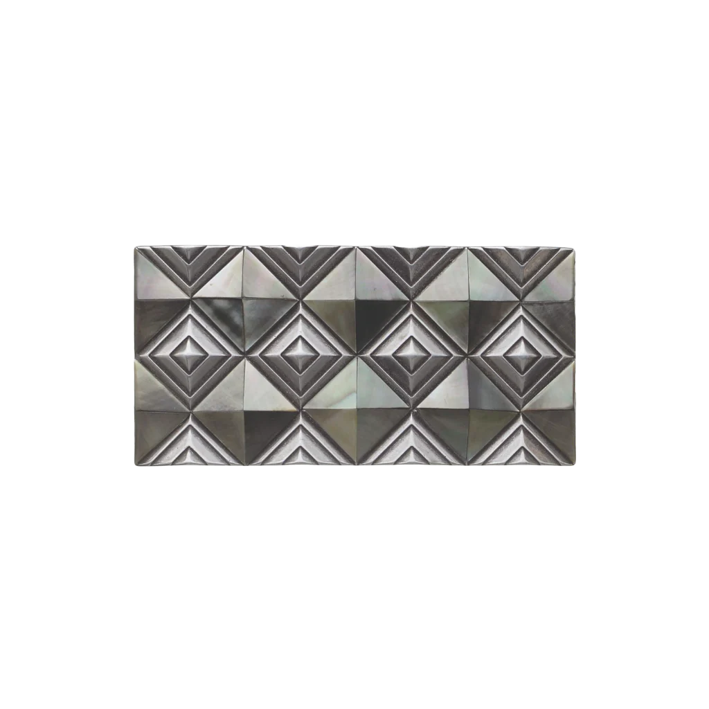 Geometric mosaic 40mm belt buckle with English Silver finish and Black Lip mother of pearl inlay. Handcrafted shell detail, Italian-made in zamak.